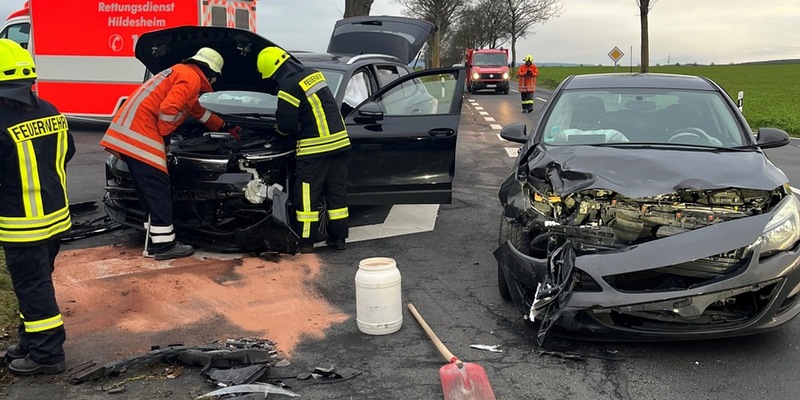 POL-HI: Vorfahrtverstoß am Upstedter Kreuz führt zu weiterem Verkehrsunfall - Foto: presseportal.de