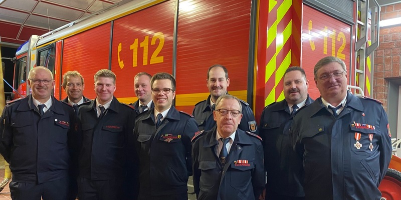 FW Alpen: Jahreshauptversammlung 2024 der Feuerwehr Alpen - Einheit Veen - Foto: presseportal.de