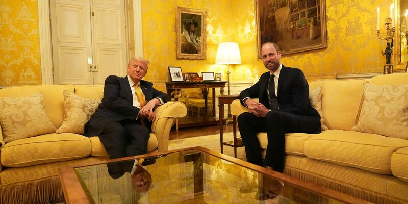 Trump nutzte seinen Besuch in Paris auch für ein Treffen mit dem britischen Thronfolger. - Foto: Aaron Chown/Pool PA/AP/dpa