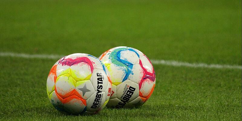 Fußbälle (Archiv) - Foto: über dts Nachrichtenagentur