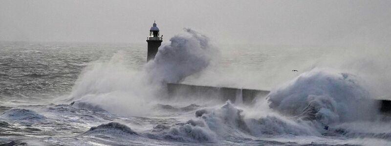 In vielen Regionen sind Sturmwarnungen in Kraft. - Foto: Owen Humphreys/PA Wire/dpa