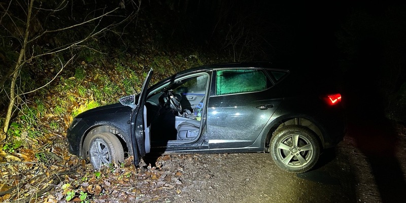 POL-PDLD: Festgefahren im Wald - Foto: presseportal.de