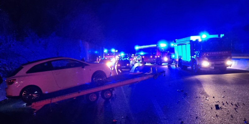 FW-OB: Feuerwehreinsatz auf der BAB A 3 Verkehrsunfall sorgte für kilometerlangen Stau - Foto: presseportal.de