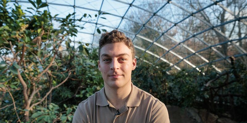 Natürlich habe er Toni bereits aus dem Internet gekannt, sagt Nikolas Algenstaedt. - Foto: Carsten Koall/dpa