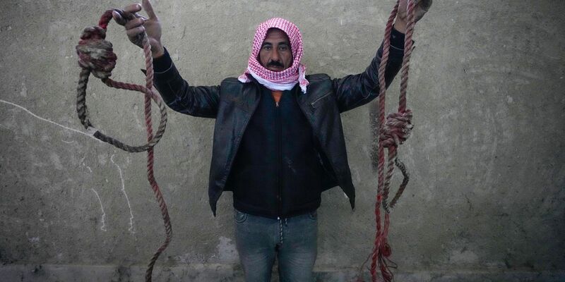 Ein neuer Aufbruch nach langem Bürgerkrieg in Syrien. - Foto: Hussein Malla/AP/dpa