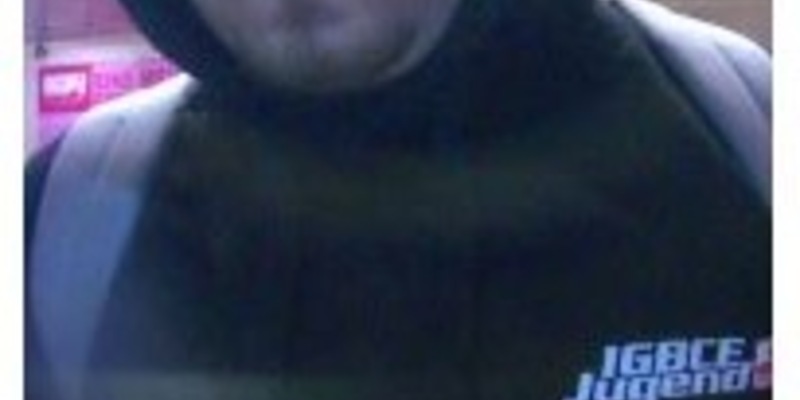 POL-H: Öffentlichkeitsfahndung: Tatverdächtiger wegen Diebstahls und EC-Karten-Betrugs gesucht - Foto: presseportal.de