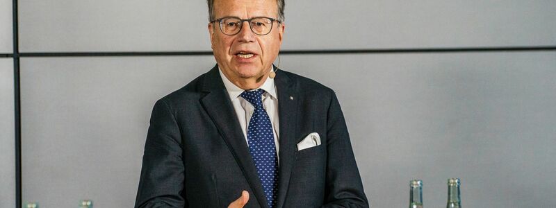 Frank-Jürgen Weise war von 2004 bis 2017 Chef der Bundesagentur für Arbeit. (Archivfoto) - Foto: Andreas Arnold/dpa