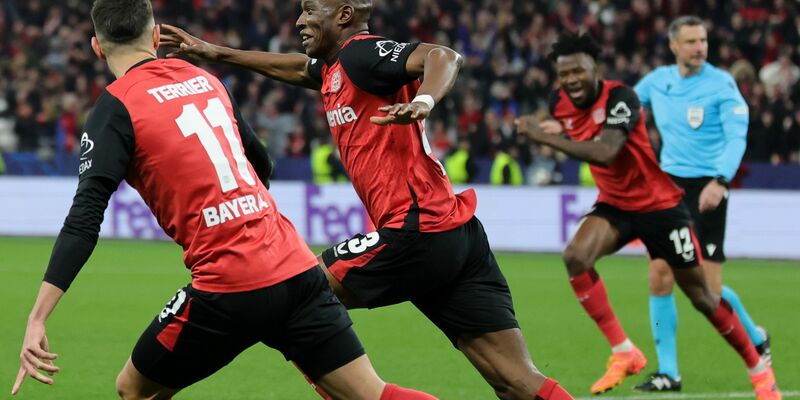 Calhanoglu ist der Dreh- und Angelpunkt bei Inter. - Foto: Rolf Vennenbernd/dpa