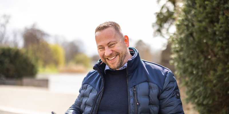 Als Unternehmer weniger Steuern zahlen? Björn Erhard verrät, wie das möglich ist - Foto: presseportal.de