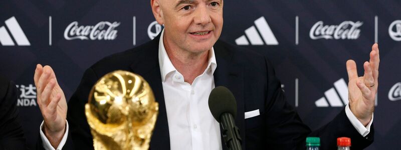 FIFA-Präsident Gianni Infantino bekam für seine WM-Pläne keinerlei Widerspruch.  - Foto: Noah K. Murray/AP/dpa