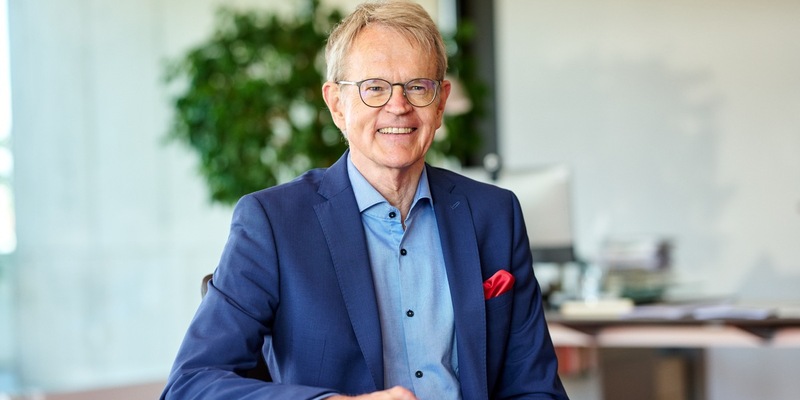 Stefan von Holtzbrinck ist Deutschlands Medienmanager des Jahres / Wie ist es, das Buch von Angela Merkel zu verlegen? - Foto: presseportal.de