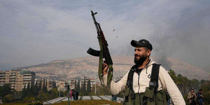 Rebellen in Syrien suchen Kontakte ins Ausland. (Archivbild) - Foto: Hussein Malla/AP/dpa