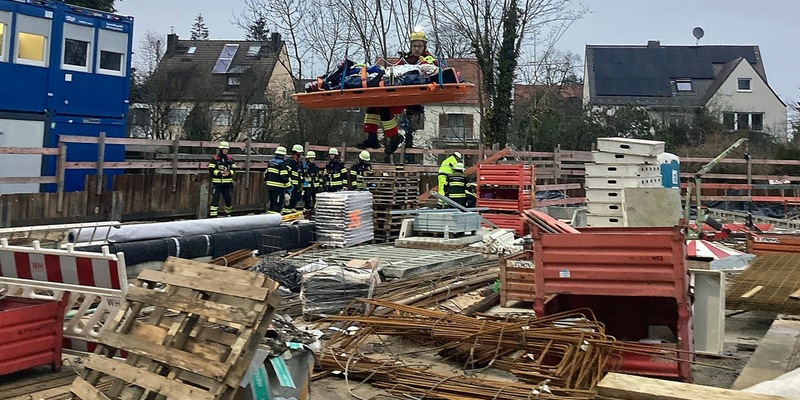 FW-M: Sturz auf Baustelle (Pasing) - Foto: presseportal.de