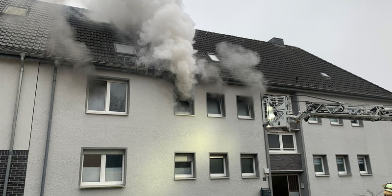 FW-GLA: Küchenbrand zur Mittagszeit - Haustier überlebt - Foto: presseportal.de