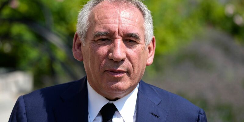 Francois Bayrou, Vorsitzender der französischen Mitte-Rechts-Partei «MoDem» und Bürgermeister von Pau, soll neuer Premier werden. (Archiv) - Foto: Francois Mori/AP/dpa