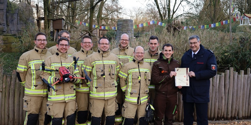 FW-KLE: Feuerwehr Kleve erhält Patenschaft für Roten Panda - Foto: presseportal.de