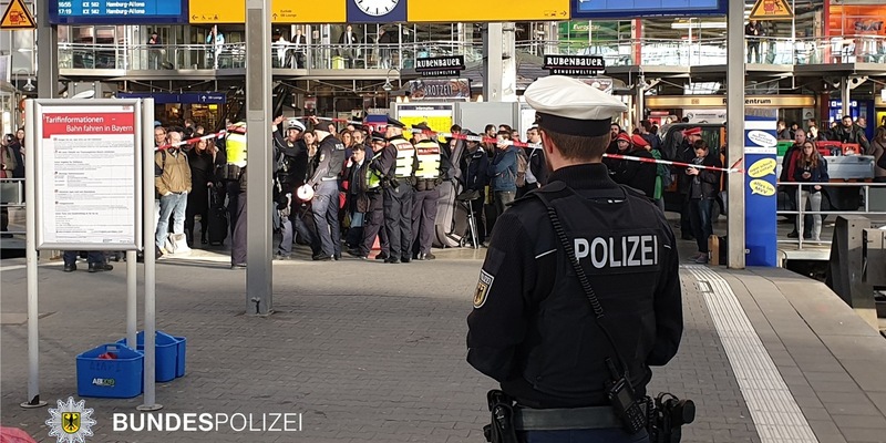Bundespolizeidirektion München: Herrenloser Koffer im ICE / Bundespolizei leitet Sicherheitsmaßnahmen ein - Foto: presseportal.de