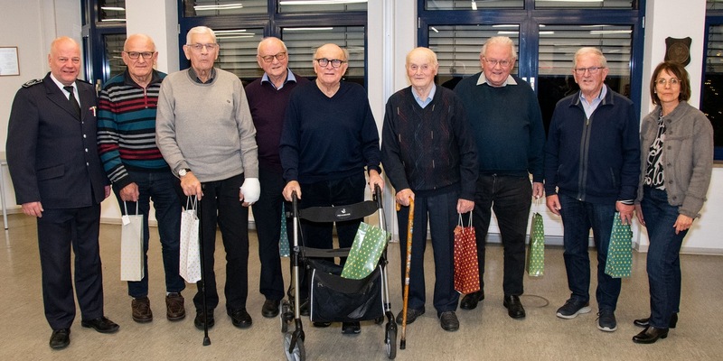 Feuerwehr Goch: Ehrenabteilung traf sich zur Adventsfeier - Foto: presseportal.de