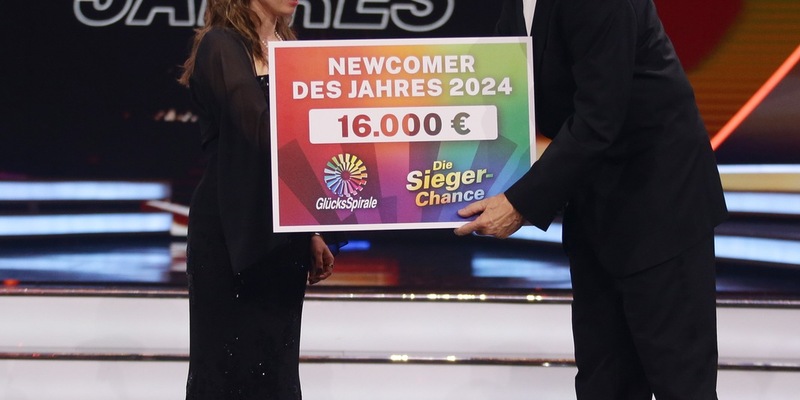 GlücksSpirale-Zusatzlotterie Die Sieger-Chance kürt Synchron-Schwimmerin Klara Bleyer zum Newcomer des Jahres - Foto: presseportal.de