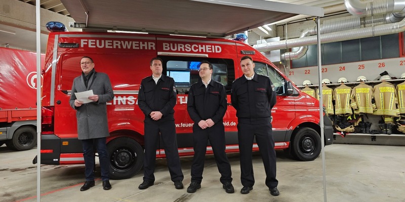 FW Burscheid: Neues Einsatzfahrzeug für die Burscheider Feuerwehr - Foto: presseportal.de