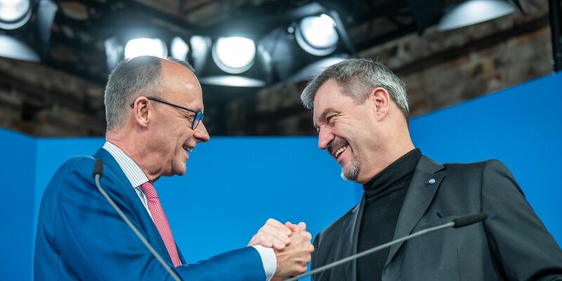 Merz und Söder wiesen Kritik zurück, die Entlastungsversprechen im Unions-Wahlprogramm seien nicht finanziert. - Foto: Michael Kappeler/dpa