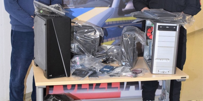 POL-WL: Bekämpfung der Kinderpornographie - Zahlreiche Durchsuchungsmaßnahmen durchgeführt - Foto: presseportal.de