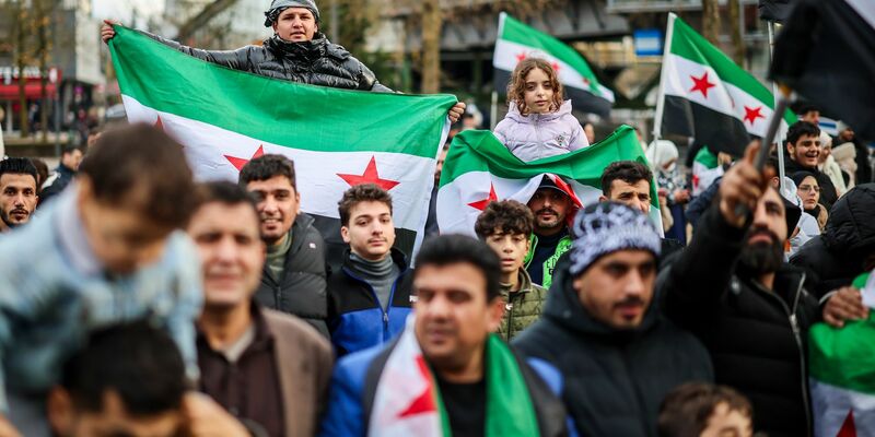 Syrische Beschäftigte leisten Experten zufolge vielfach einen wichtigen Beitrag in Engpassberufen. (Symbolbild) - Foto: Christoph Reichwein/dpa