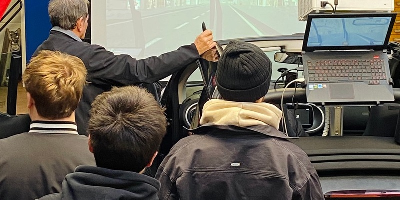 POL-HK: Walsrode: 2. Verkehrssicherheitstag: Die BBS Walsrode stand einen Tag lang Kopf! - Foto: presseportal.de