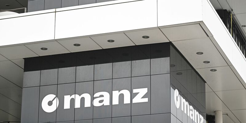 Maschinenbauer Manz: Antrag auf Insolvenzverfahren. (Archivbild) - Foto: Bernd Weißbrod/dpa