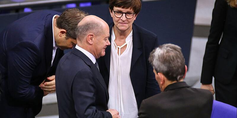 Klingbeil, Scholz, Esken, Mützenich am 16.12.2024 - Foto: über dts Nachrichtenagentur