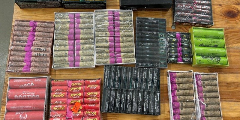 HZA-HH: Zoll warnt vor Gefahren bei Silvesterfeuerwerk // Schon beim Kauf auf Sicherheit achten - Foto: presseportal.de