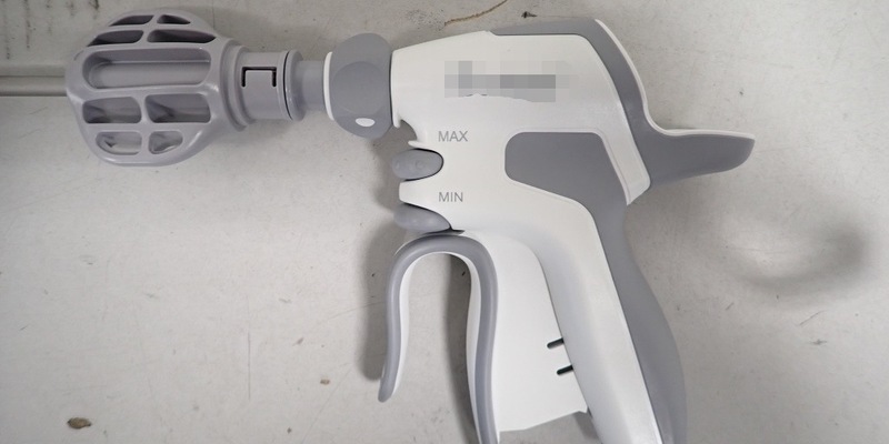 HZA-MS: 102 gefälschte Ultraschallskalpelle aus China vom Zoll Münster beschlagnahmt / Zollamt Flughafen Münster-Osnabrück stellt über 100 Produktfälschungen für die chirurgische Medizin sicher - Foto: presseportal.de