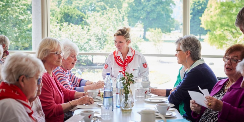 Gemeinsam gegen Einsamkeit: Soziale Kontakte als Schlüssel zu Gesundheit und Wohlbefinden - Foto: presseportal.de