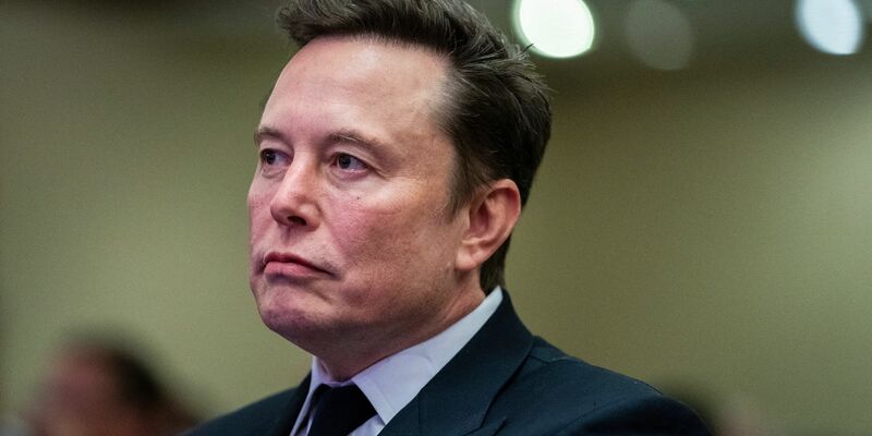 Die SEC wirft Elon Musk vor, Twitter-Aktionären über 150 Millionen Dollar zu wenig bezahlt zu haben. (Archivbild) - Foto: Allison Robbert/AFP Pool via AP/dpa