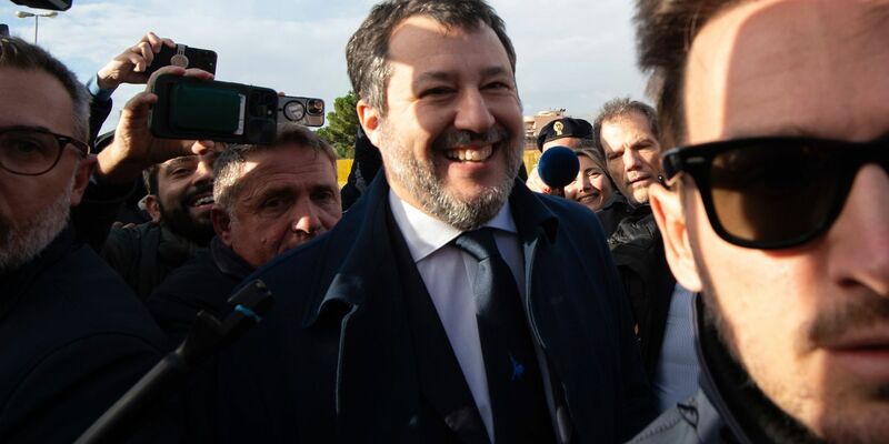 Als Innenminister hatte er das Flüchtlingsschiff «Open Arms» wochenlang daran gehindert, Migranten an Land zu bringen. - Foto: Salvatore Cavalli/AP/dpa