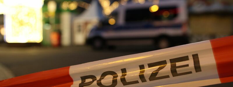 Im Dezember 2024 fuhr ein Mann aus Saudi-Arabien, mit einem Auto in eine Menschenmenge auf einem Weihnachtsmarkt in Magdeburg. Der Attentäter hatte sich bereits früher radikal in den sozialen Netzwerken geäußert und auch gegenüber Behörden gedroht. (Archivbild) - Foto: Matthias Bein/dpa