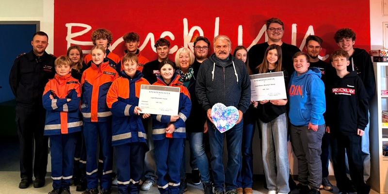 FW Hünxe: Großzügige Spende für die Jugendfeuerwehr Hünxe - Foto: presseportal.de