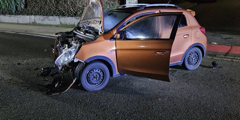 FW Menden: Verkehrsunfall mit einer verletzten Person - Foto: presseportal.de