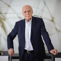 Überraschend viele Deutsche blicken mit Optimismus auf das neue Jahr, findet der Hamburger Zukunftsforscher Horst Opaschowski. (Archivbild) - Foto: Christian Charisius/dpa