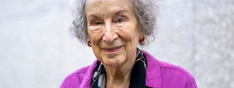 Margaret Atwood wird immer wieder für den Literaturnobelpreis gehandelt (Archivbild). - Foto: Monika Skolimowska/dpa