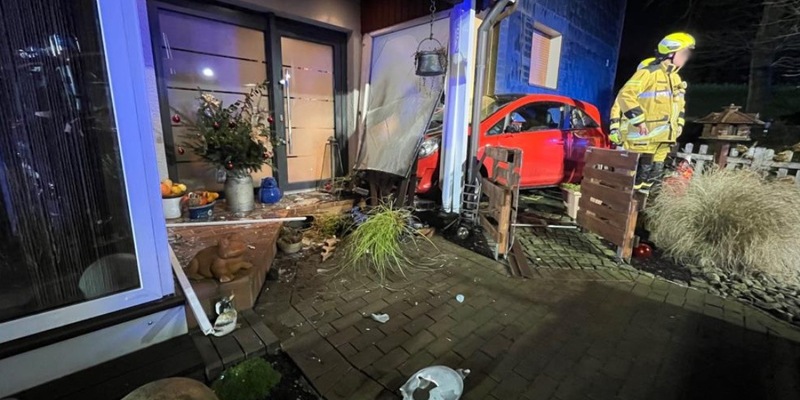 POL-MK: Zwei Leichtverletzte nach Glatteis-Unfällen - Foto: presseportal.de