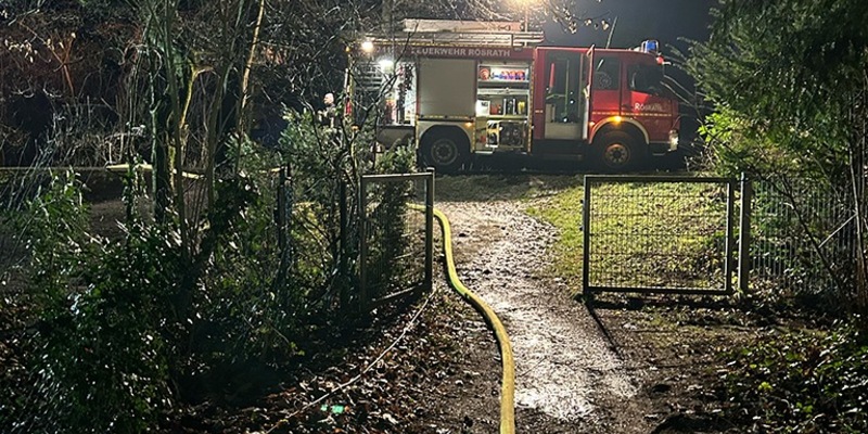 FW Rösrath: Brand in Kleingartensiedlung - Foto: presseportal.de