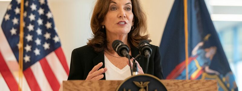 Gouverneurin Kathy Hochul äußerte sich «entsetzt und schockiert» über die «sinnlose Tötung» des Häftlings. (Archivbild) - Foto: Jeenah Moon/AP/dpa