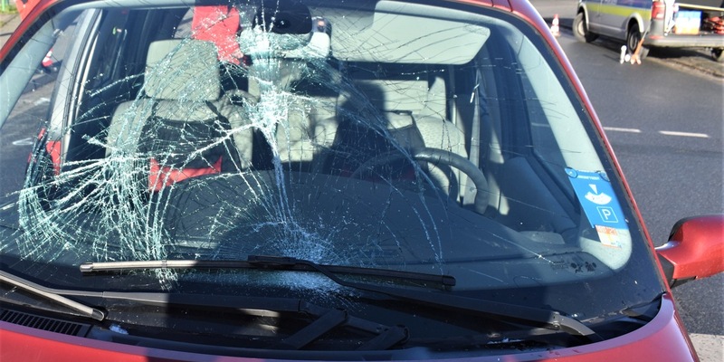 POL-HI: Unfall an Fußgängerampel fordert zwei Verletzte - Foto: presseportal.de