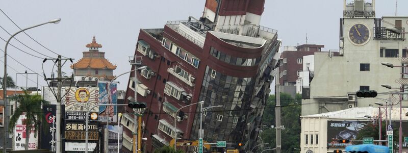 Bei Einhaltung strenger Bauvorschriften können Gebäude selbst schweren Erdbeben standhalten (Archivbild). - Foto: Uncredited/kyodo/dpa