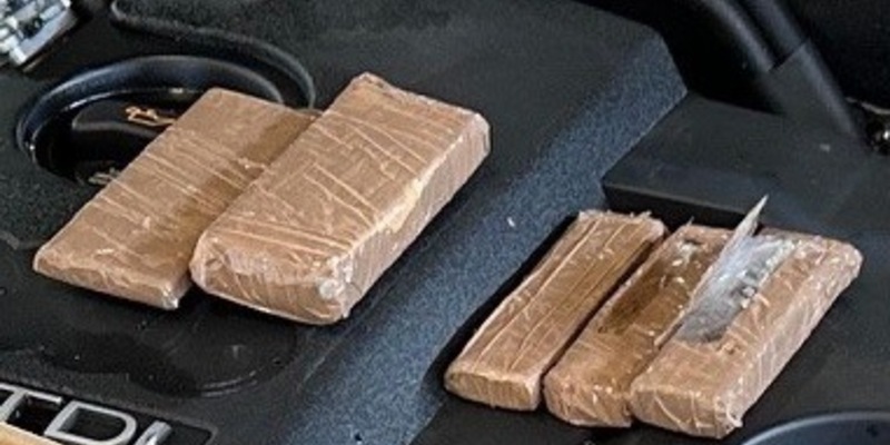 HZA-R: Die goldenen Zeiten sind vorbei - Zoll beschlagnahmt Goldbarren im Wert von über 350.000 EUR - Foto: presseportal.de