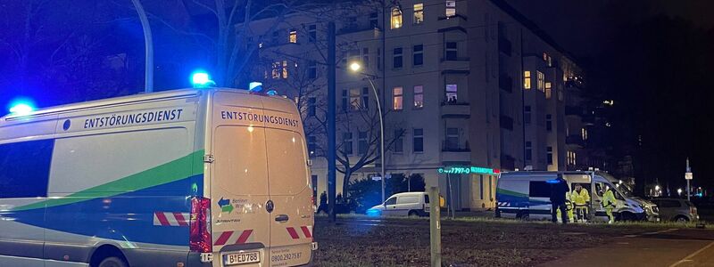 Viele Haushalte in Berlin waren ohne Trinkwasser - Grund ist ein Wasserrohrbruch. (Foto aktuell) - Foto: Sarah Knorr/dpa