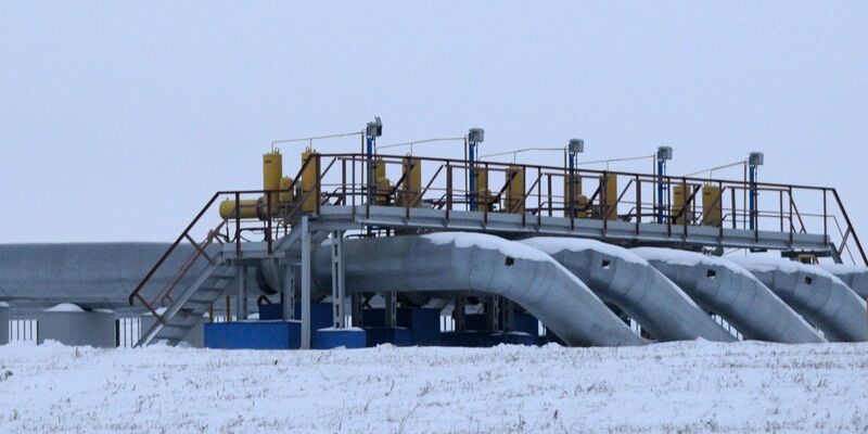 Die Ukraine stoppt den Erdgastransit Richtung Europa - und die slowakische Regierung ist darüber alles andere als erfreut. (Archivbild) - Foto: Sergei Chuzavkov/AP/dpa