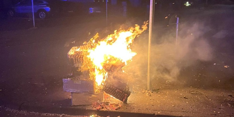 FW-RE: Silvesterbilanz zum Jahreswechsel 2024/2025: Kleinbrände nach dem Jahreswechsel, keine größeren Brandereignisse, Rettungsdienst im Dauereinsatz - Foto: presseportal.de