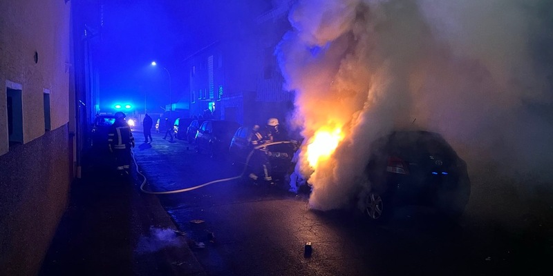 FW LK Neunkirchen: Ruhiger Jahreswechsel - Ehrenamtliche Kräfte meistern 11 Einsätze in der Silvesternacht - Foto: presseportal.de